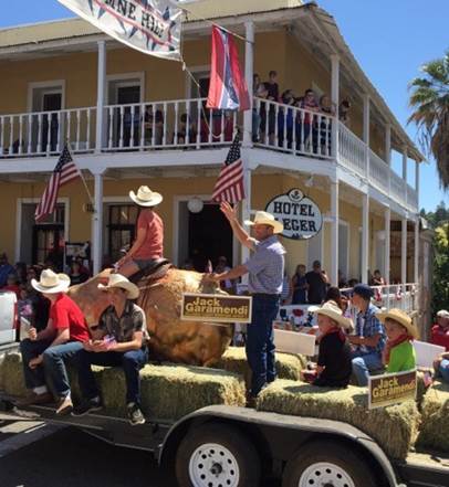 http://jackgaramendi.com/attachments/Image/2016-07-04_MH_Parade.jpg